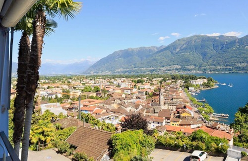 Ascona Apartamento | Beautiful apartment for 4 people with WIFI, TV, balcony, pets allowed and parking
