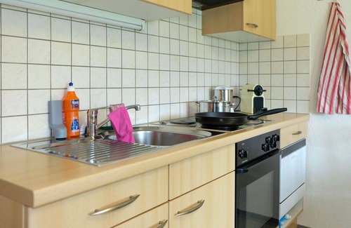 Gwatt Apartamento | Bonito apartamento para 4 personas con WIFI, TV y balcón