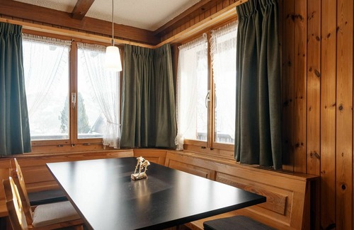 Amden Apartamento | Hermoso apartamento para 4 personas con WIFI, balcón, mascotas permitida y aparcamiento