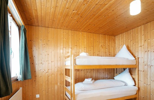 Amden Apartamento | Hermoso apartamento para 4 personas con WIFI, balcón, mascotas permitida y aparcamiento