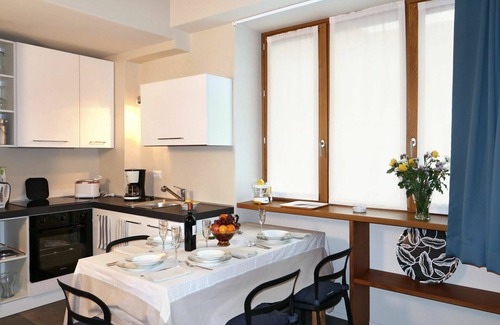 Olgiasca Apartamento | Hermoso apartamento para 4 personas con WIFI, TV, terraza y mascotas permitida