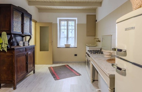 Dorio Apartamento | Bonito apartamento para 5 personas con jacuzzi, WIFI, patio y mascotas permitida
