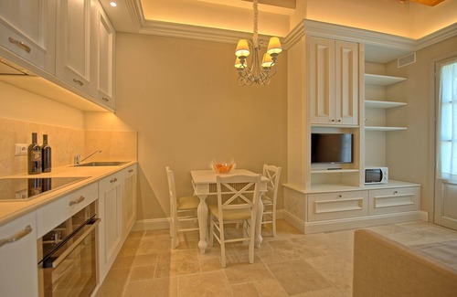 Cerreto Guidi Apartamento | Precioso apartamento para 3 personas con WIFI, A/C, piscina, TV y vista panorámica