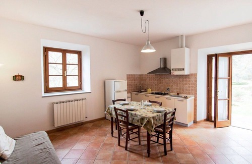Rufina Villa | Hermoso apartamento en villa para 4 personas con piscina, WIFI, terraza y mascotas permitida