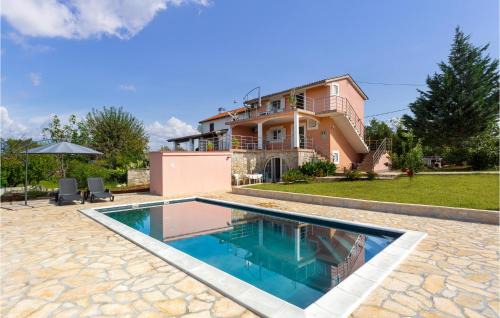 Cres Apartamento | Beautiful Apartment In Malinska
