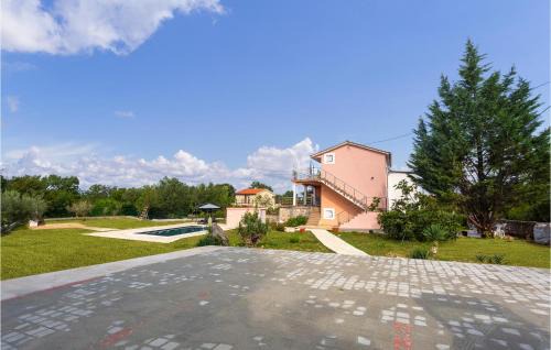 Cres Apartamento | Beautiful Apartment In Malinska