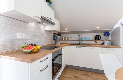 Cove Makarac (Milna) Apartamento | Hermoso apartamento en Milna