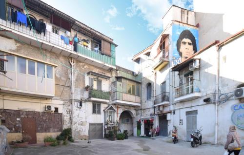 Secondigliano Apartamento | Beautiful Apartment In Napoli With Wifi