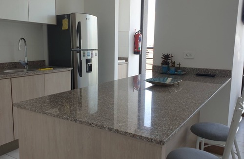 Distrito Financiero Apartamento | Beautiful apartment in Quito's financial center with a stunning view of the city