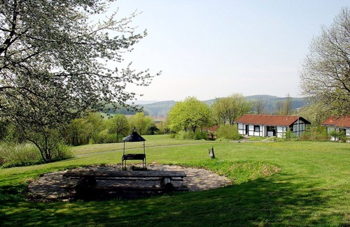Machtlos Casa | Bonito apartamento en villa para 2 personas con piscina, TV, terraza y mascotas permitida
