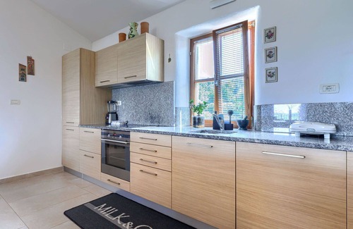 Bibali Casa | Acogedor apartamento en villa para 6 personas con A/C, WIFI, piscina, TV y terraza