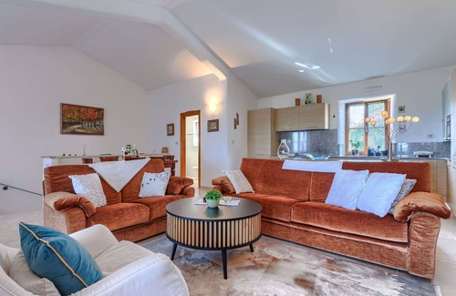 Bibali Casa | Acogedor apartamento en villa para 6 personas con A/C, WIFI, piscina, TV y terraza