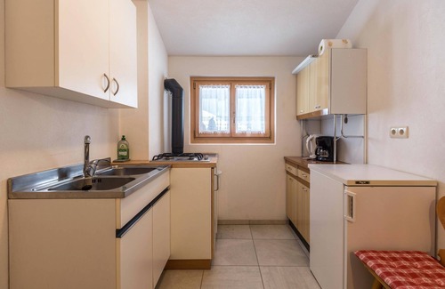 Sarentino Apartamento | Beautiful Apartment "Krösshof" with Forest View, Wi-Fi, Balcony & Garden; Parking Available