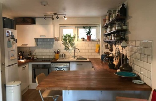 Hackney Apartamento | Beautiful balcony apartment - 2 mins to Hackney Downs Station