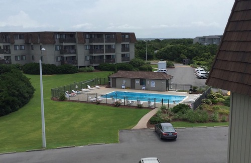 Morehead City Condominio | Southwinds Beach Condo, increíbles vistas al mar y al sonido, ¡además de 2 piscinas!