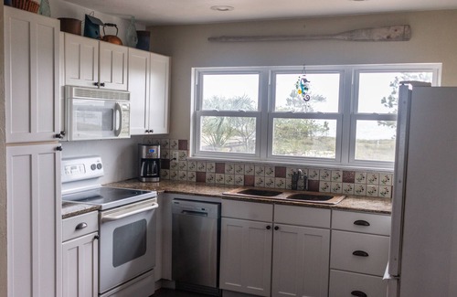 Alligator Point Casa | Beautiful beach,Ground Level with two Kitchens. Oceanfront Property on the Gulf