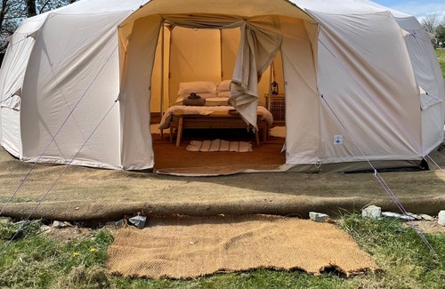 Cowbridge Cabina | Beautiful Bell Tent Stay