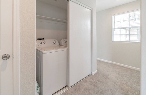 Pittsburg Casa | Beautiful Blue house in Bay Point CA