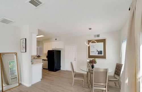 Pittsburg Casa | Beautiful Blue house in Bay Point CA