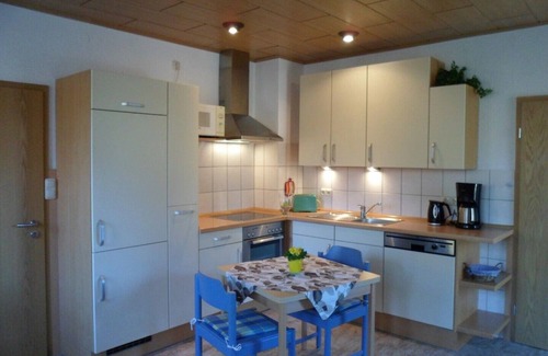 Putbus Apartamento | Beautiful, bright apartment 2 - close to the beach (200m) for 4. People