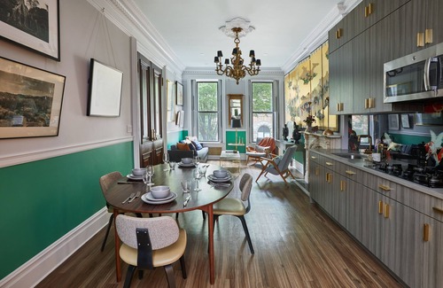 Bedford-Stuyvesant Apartamento | Hermoso piso de salón privado de Brooklyn Brownstone