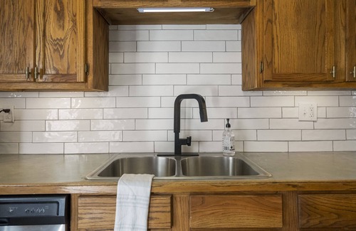 Maple Ridge North Casa | Beautiful Bungalow near downtown Tulsa