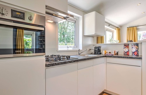 Kaatsheuvel Casa | Hermoso bungalow con jacuzzi en Kaatsheuvel