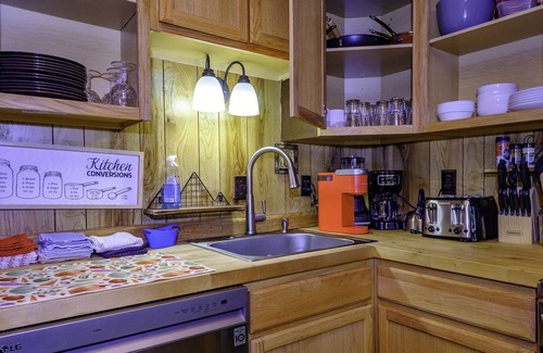 Lackawaxen Casa | Beautiful cabin in the woods