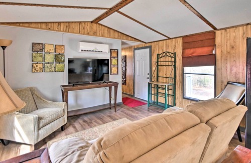 Lemon Springs Casa | Beautiful Cameron Retreat w/ On-Site Hiking!