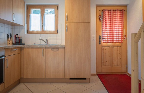 Chamoson Casa | Maravillosa casa de vacaciones privada para 4 personas con WIFI, TV, terraza y aparcamiento