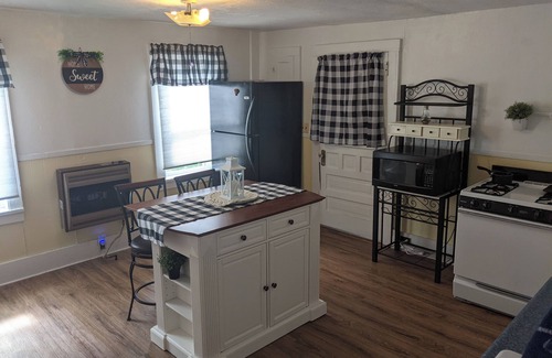 Wellsville Casa | Beautiful circa 1870's home 3 bedrooms with tvs, mini fridges, Roku/amazon tv