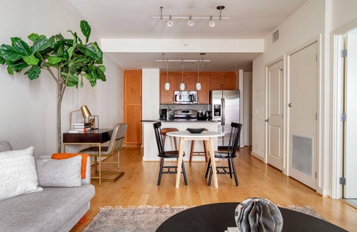 Clarendon Apartamento | Beautiful Clarendon 1BR w/ Pool, nr Restaurants & Bars, by Blueground