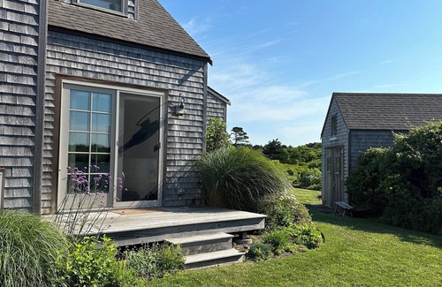Nantucket Casa | Beautiful Coastal Home, steps from Cisco Beach