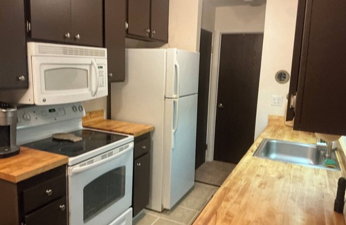 South Lake Tahoe Condominio | $ 875 por una semana completa de verano! 1 milla del lago 1 milla de casinos, piscina, jacuzzi