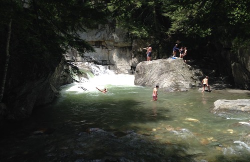 Warren Condominio | Completamente renovado condominio menos de 3 millas de la telesilla