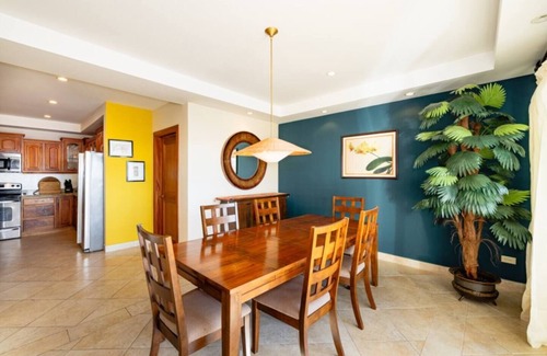 Playa Panamá Condominio | Beautiful Condo overlooking the Pacific - 3 Bedroom 3 Bathroom
