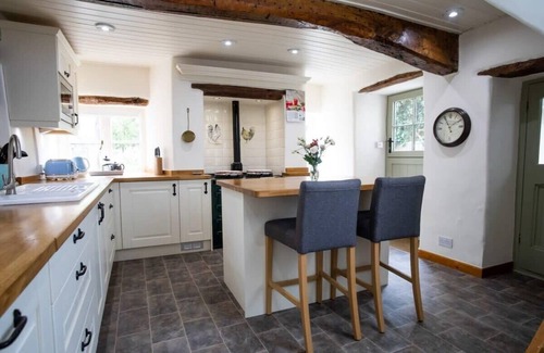 Inchbrook Casa | Beautiful Cotswolds Cottage & Garden