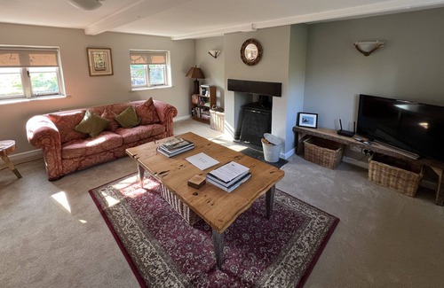 Saint Ann's Chapel Cabaña | Beautiful Cottage in 16 Acres in the Tamar Valley