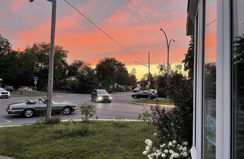 Laval Cabaña | Beautiful cottage near river close to montreal