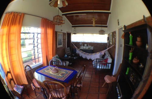Campinas Casa | Hermoso rancho (Pora-Yepotá) con piscina, huerto, todas de césped