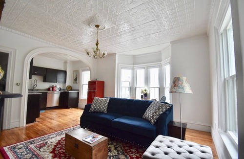 Topsham Apartamento | Beautiful Delightful 3BR Downtown Brunswick All King Beds