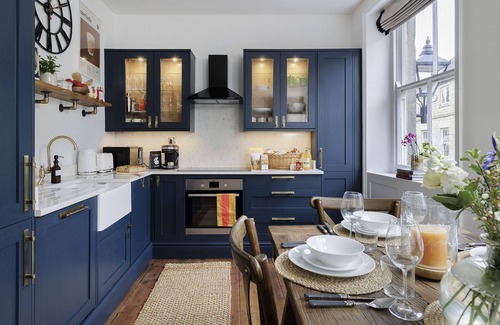 Cirencester Cabaña | Beautiful dog friendly holiday apartment - Bakers Flat