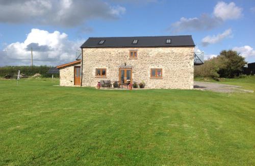 Vale of Glamorgan Casa | Beautiful Dog Friendly Cottage near Cardiff, Cowbridge, Barry
