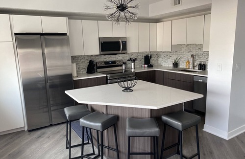 Muscatine Condominio | Beautiful Downtown Condo over looking the River