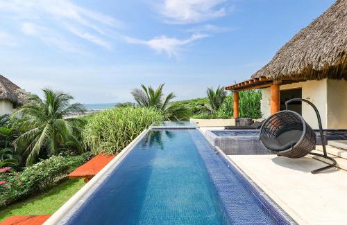 Petacalco Casa | Beautiful Family House Beachfront
