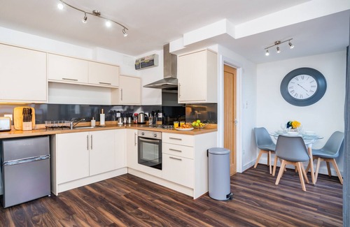 Andover Apartamento | Beautiful Flat In Town Center With 55" Smart TV + Netflix