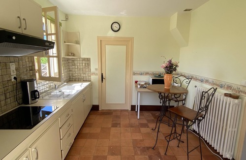 Badefols-sur-Dordogne Casa | Beautiful Périgourdine ideal for a large family or two couples with children