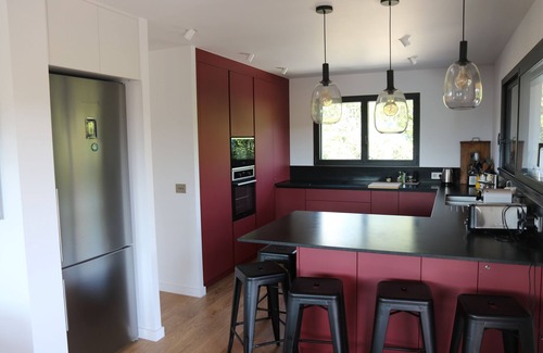Menthon-Saint-Bernard Casa | Beautiful new villa - great views on lake and mountains - quiet environment
