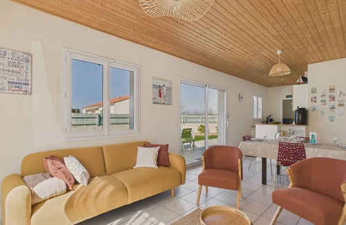 Saint-Hilaire-de-Riez Chalet De Esquí | Bonita Casa con Exterior para 6 Cerca del Mar