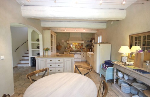 Saumane-de-Vaucluse Villa | Hermosa casa de campo tradicional con impresionante piscina, jardín y vistas